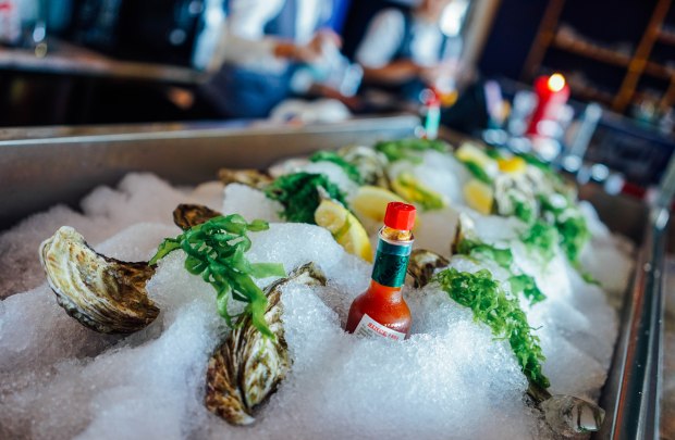 lots-gourmet-oyster-bar