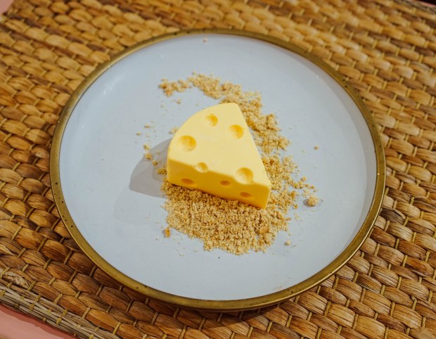 brown-butter-cafe-lemon-cheesecake